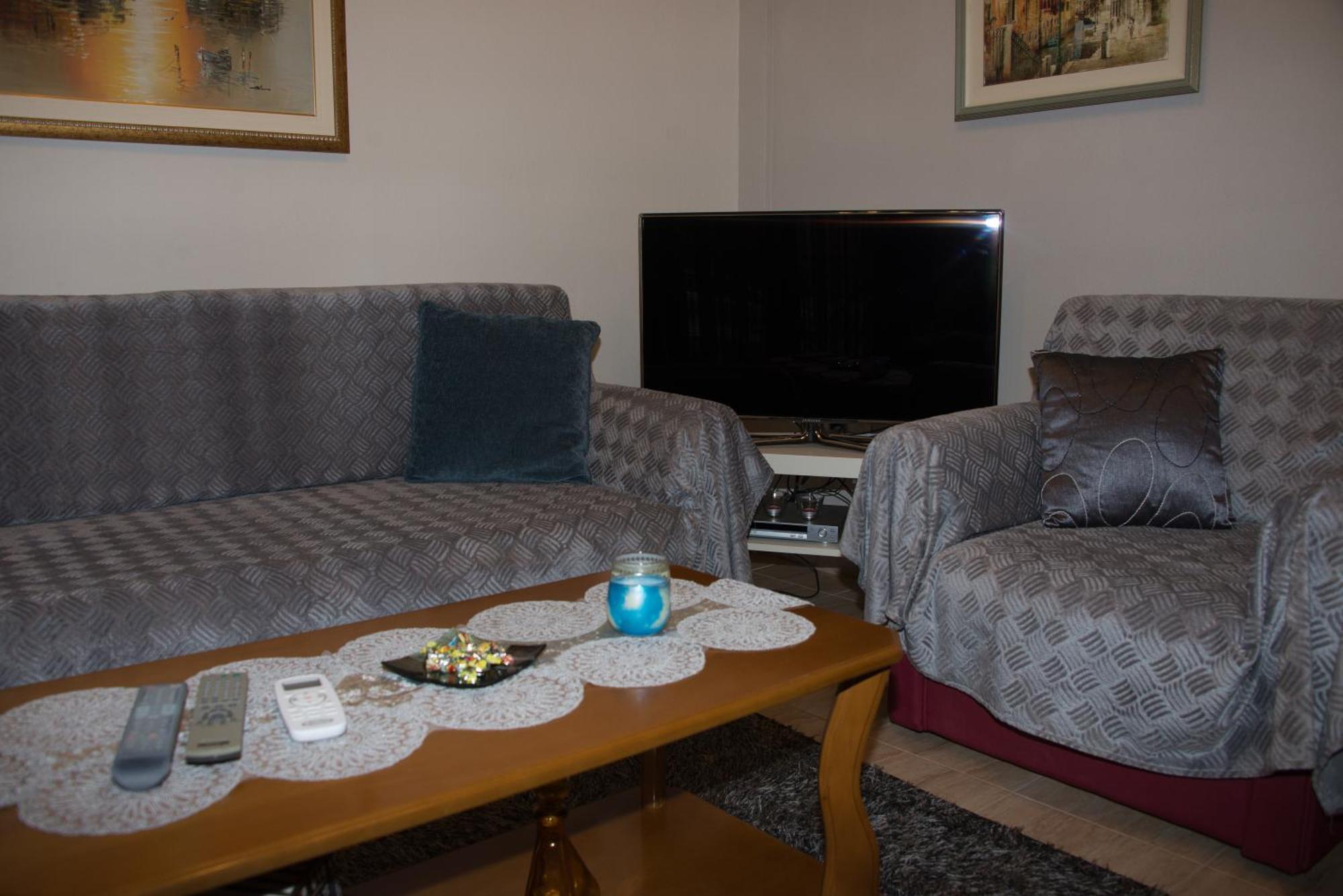 Panos House - High Luxury Apartment Трикала Екстер'єр фото
