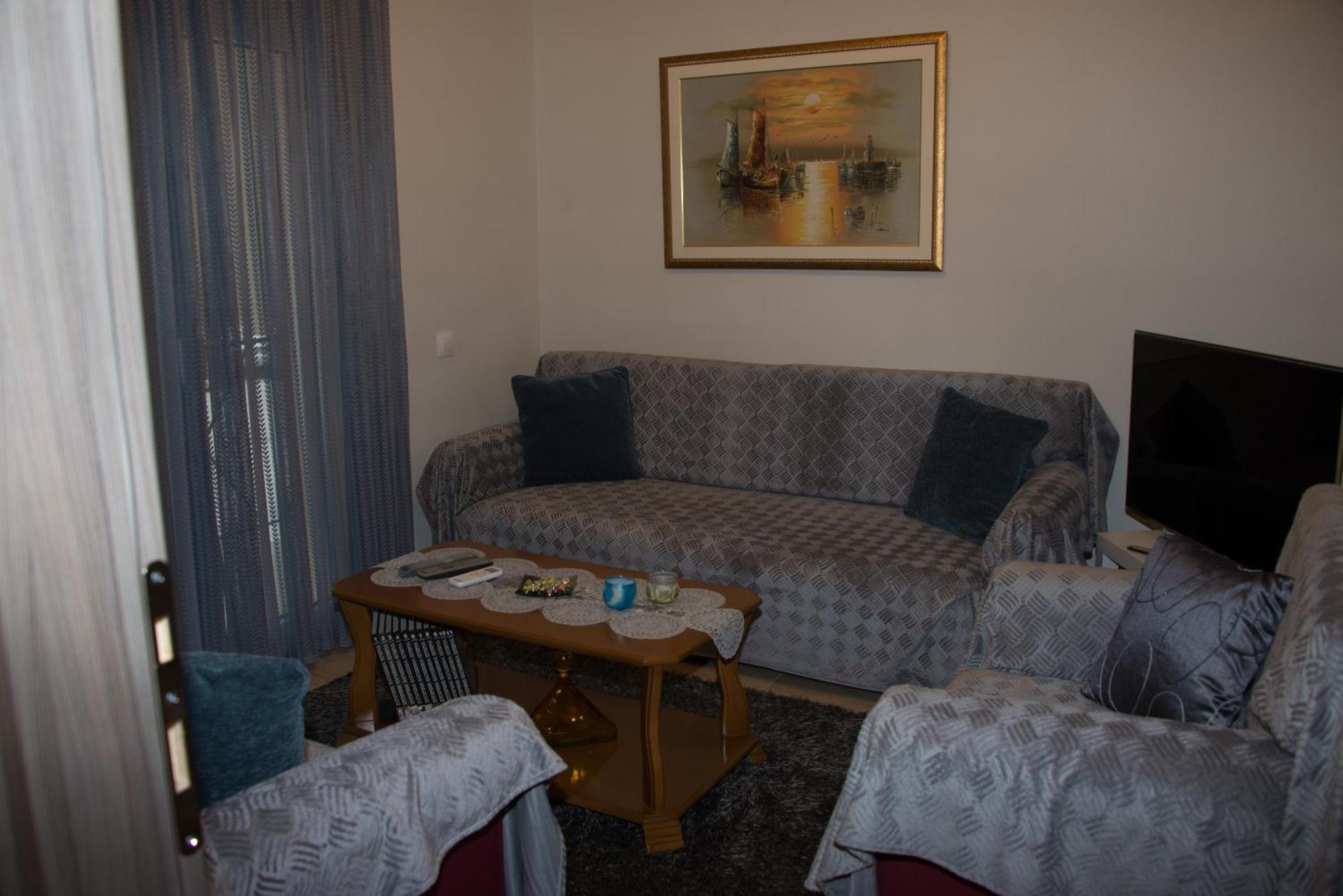 Panos House - High Luxury Apartment Трикала Екстер'єр фото